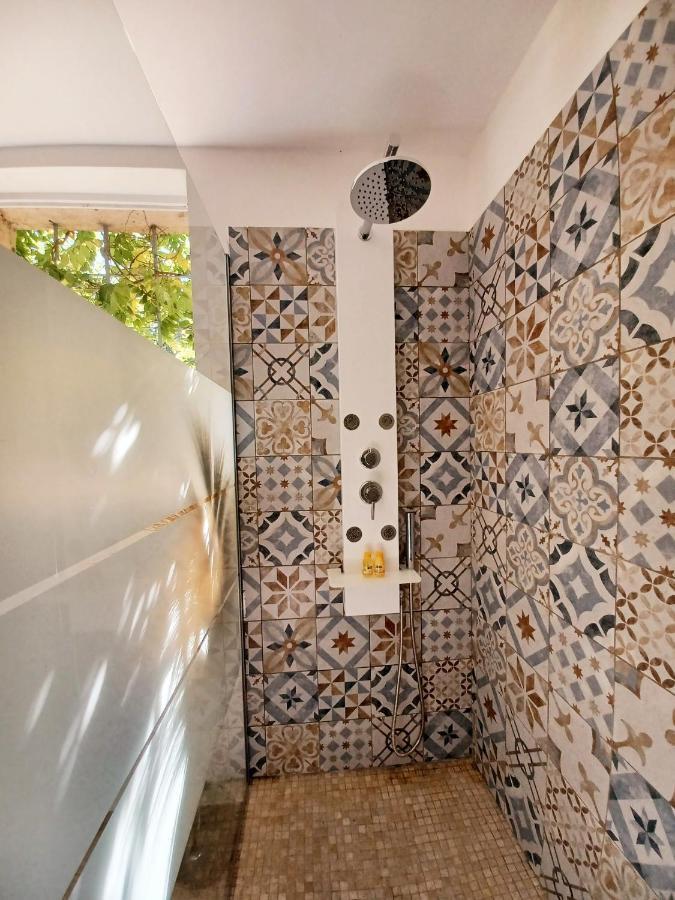 Studio Avec Jardin Entre Aix-En-Provence, Luberon Et Verdon Peyrolles-en-Provence Exteriör bild